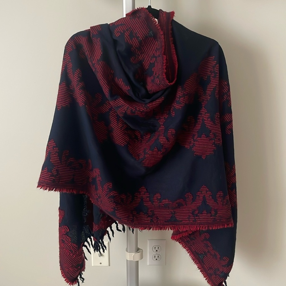 NWOT Tory Burch wool blend long scarf shawl red dark navy blue